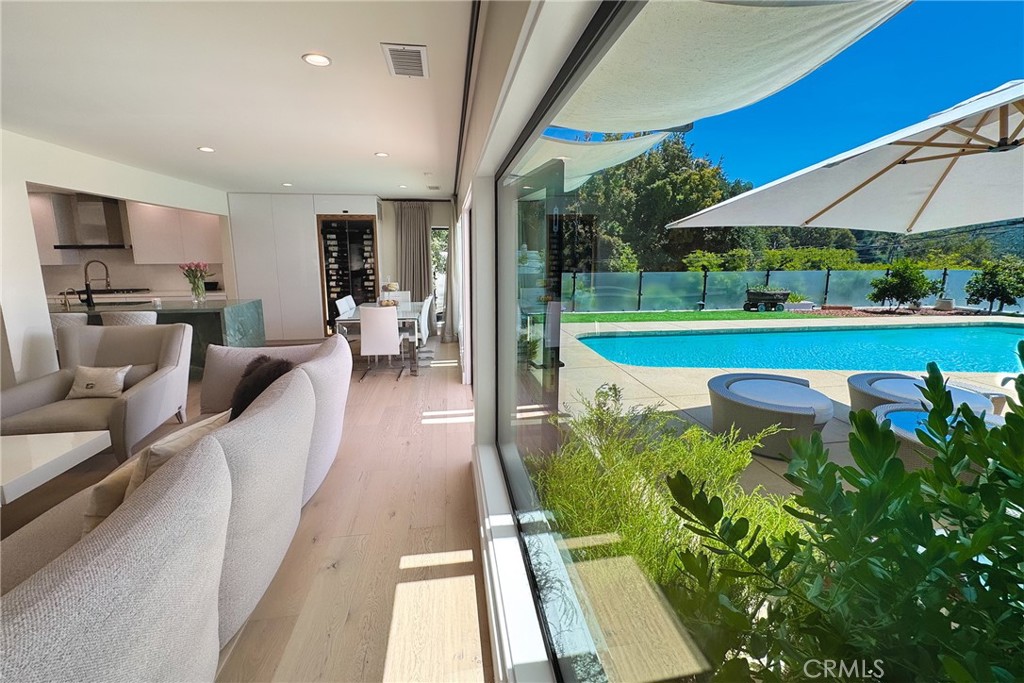 9621 Cedarbrook