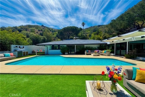Photo of 9621 Cedarbrook Dr, Beverly Hills, CA 90210 (MLS # PW26074456)