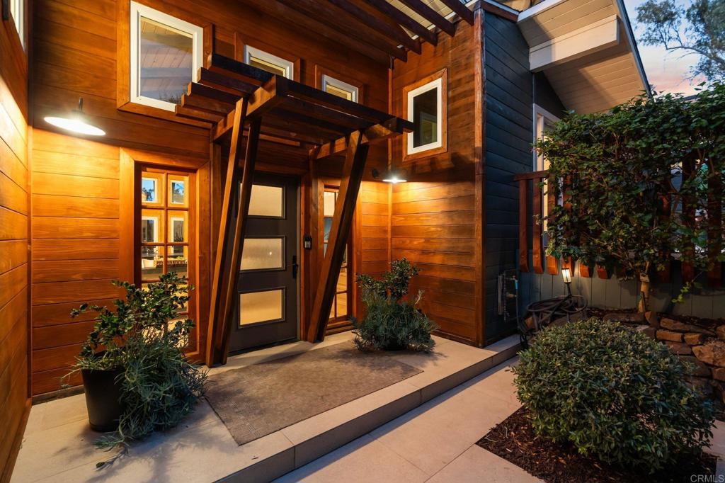 765 Val Sereno Drive