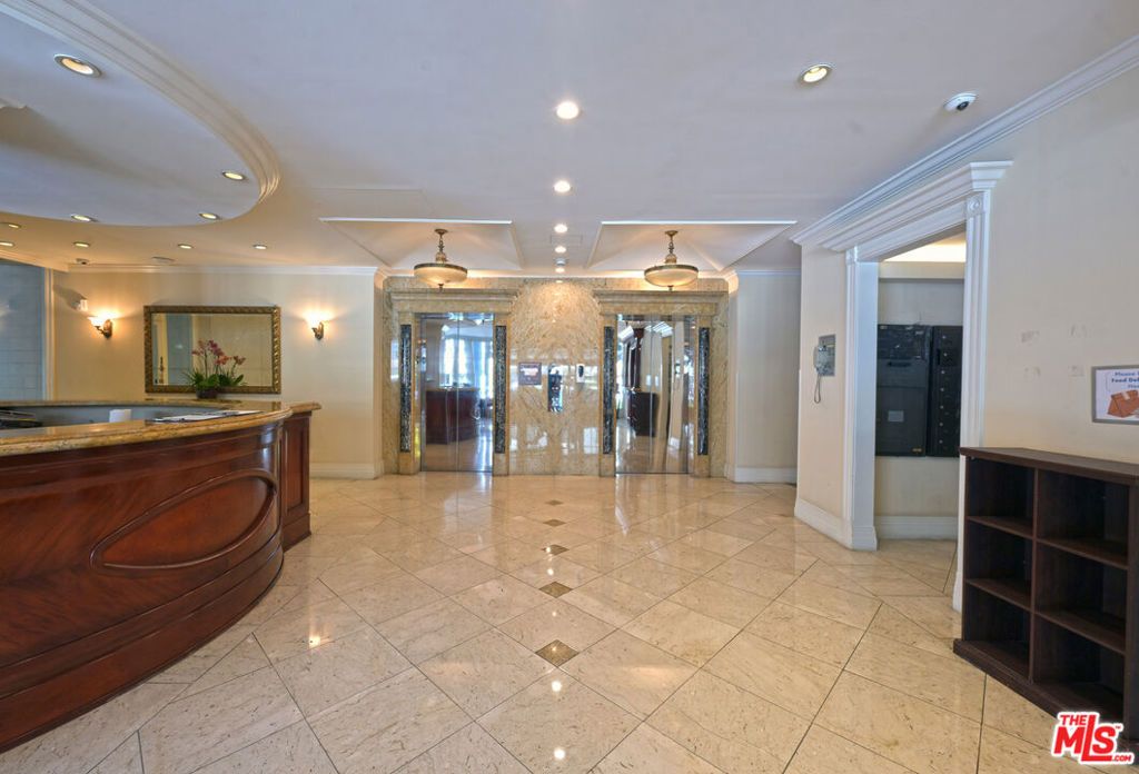 Photo of 969 Hilgard Avenue #1008, Los Angeles, CA 90024 (MLS # 25583205)