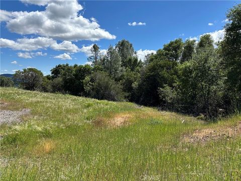 Photo of 12361 Cerrito Dr, Clearlake Oaks, CA 95423 (MLS # LC26083221)