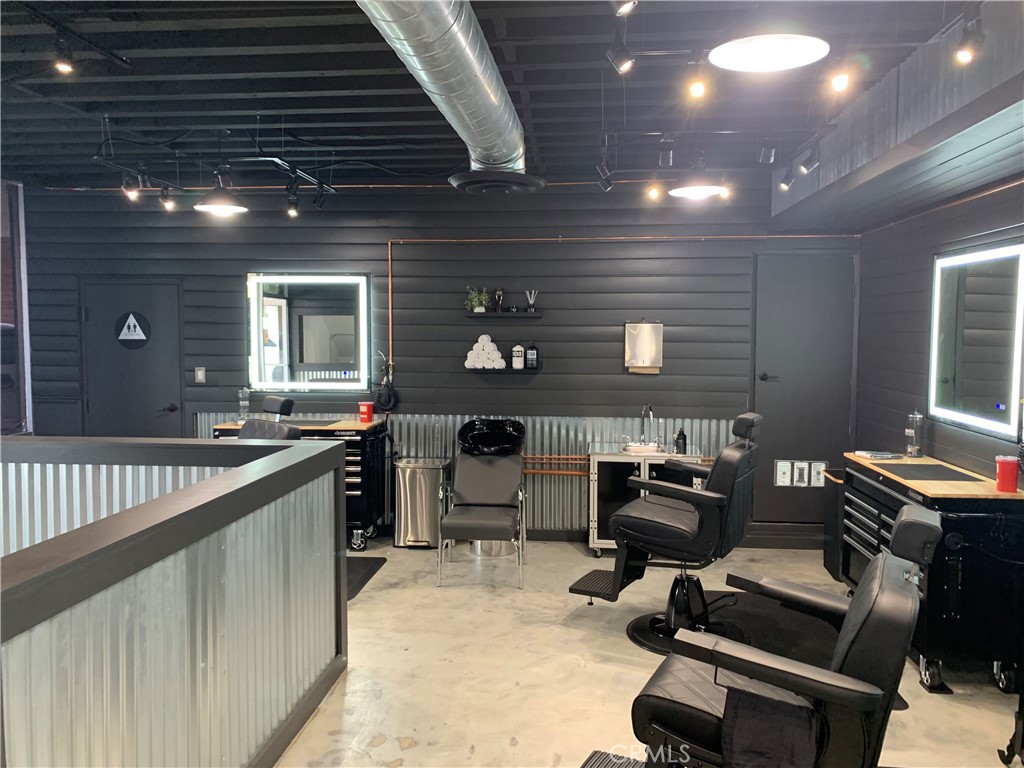 2377 S El Camino Real