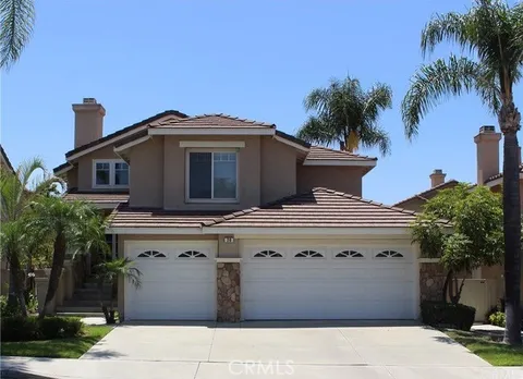 MLS: OC26108550