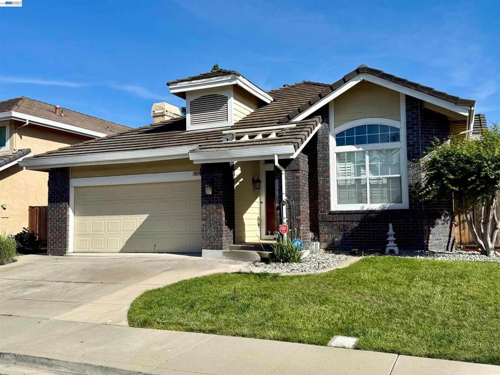 Photo of 3074 Boardwalk St St, Pleasanton, CA 94588 (MLS # 41131458)