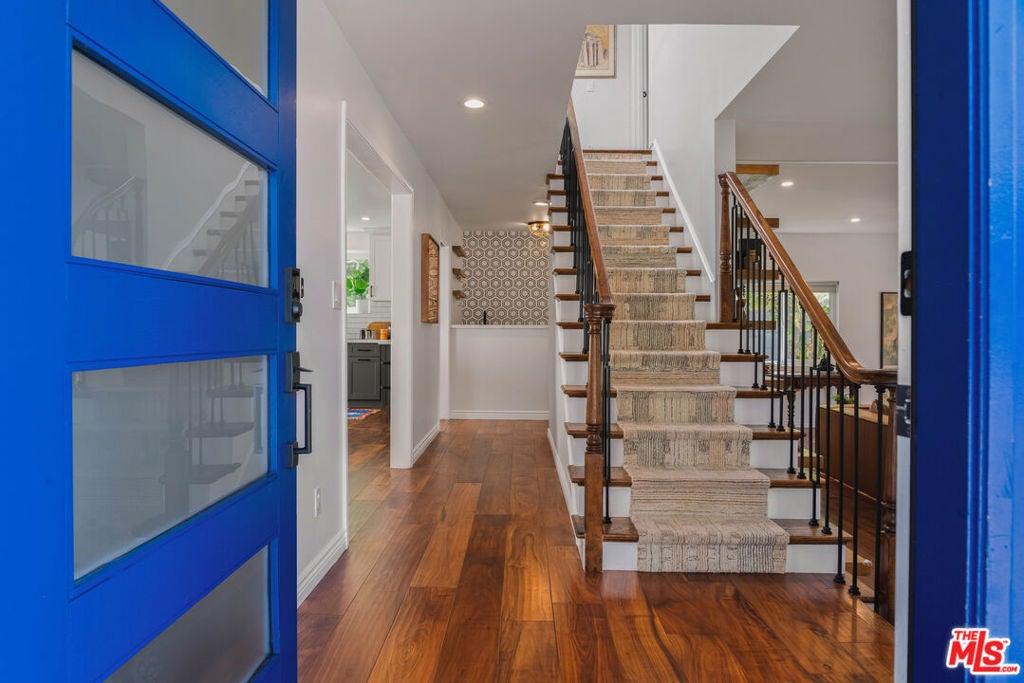 1096 Oban Drive, Los Angeles CA 90065