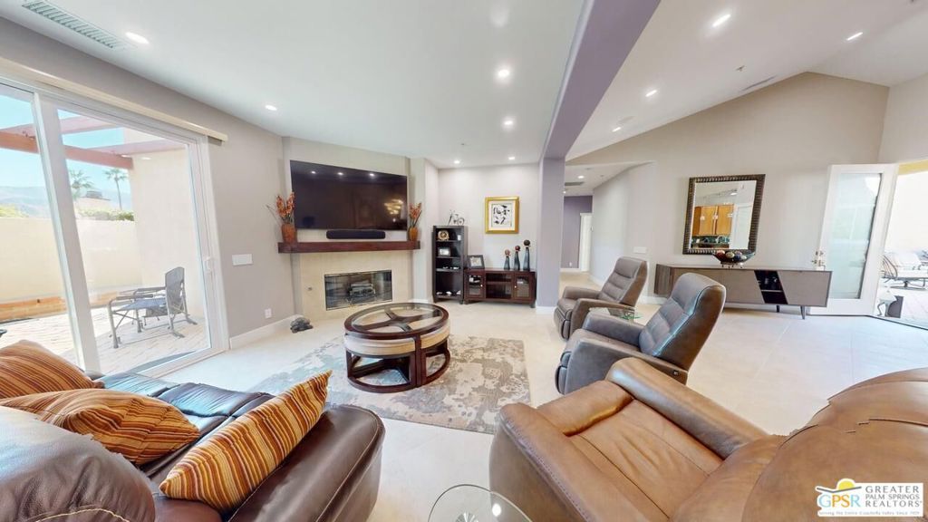 Photo of 2866 La Cadena Court, Palm Springs, CA 92264 (MLS # 25603661PS)