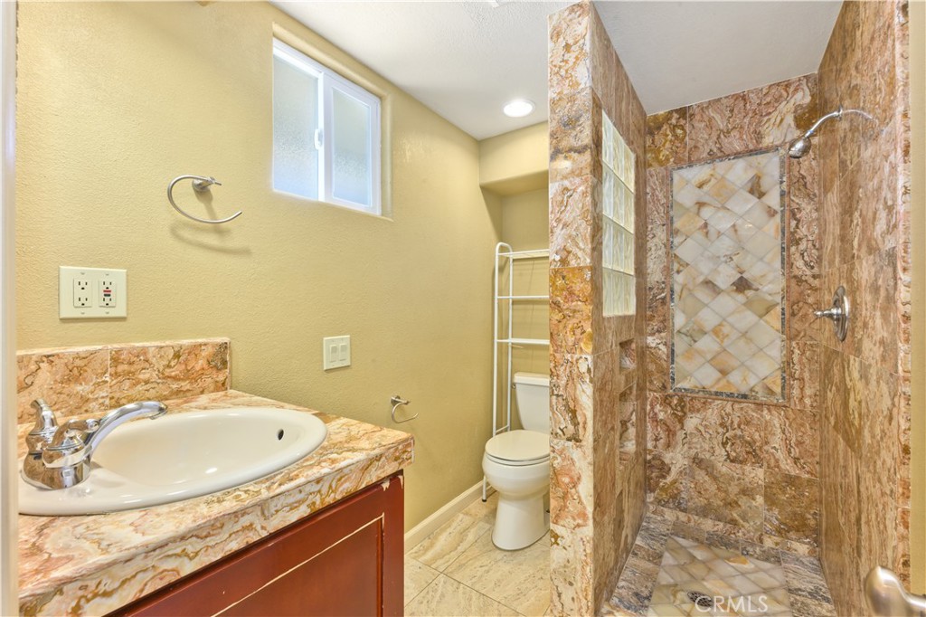 111 E Edgewater Avenue B