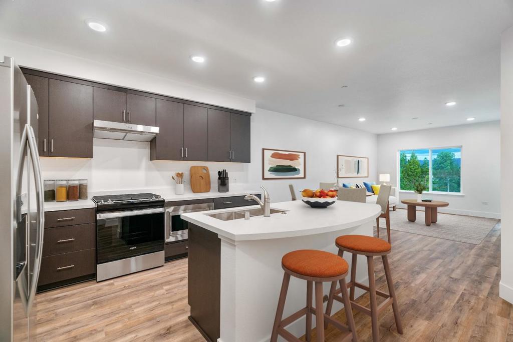 The Almaden is a beautiful new 96 new condominium homes. These new homes are adjacent to the highly coveted Willow Glen area of San Jose. The Almaden backs up along the Guadalupe River. The Almaden is just a quick 10-minute commute to downtown San Jose and only minutes to the 87 and 280 Freeways. Amenities include a welcoming common area lobby to greet your neighbors. In addition, there will be a Pool and Spa, Fitness Room, Clubhouse, Bike Storage Room, an Outdoor Courtyard with BBQs and entertaining gathering spaces. Children will have a place to play at the on-site playground. The San Jose Unified School District offers the distinguished schools Ernesto Galarza Elementary School, Willow Glen Middle School, and Willow Glen High School.