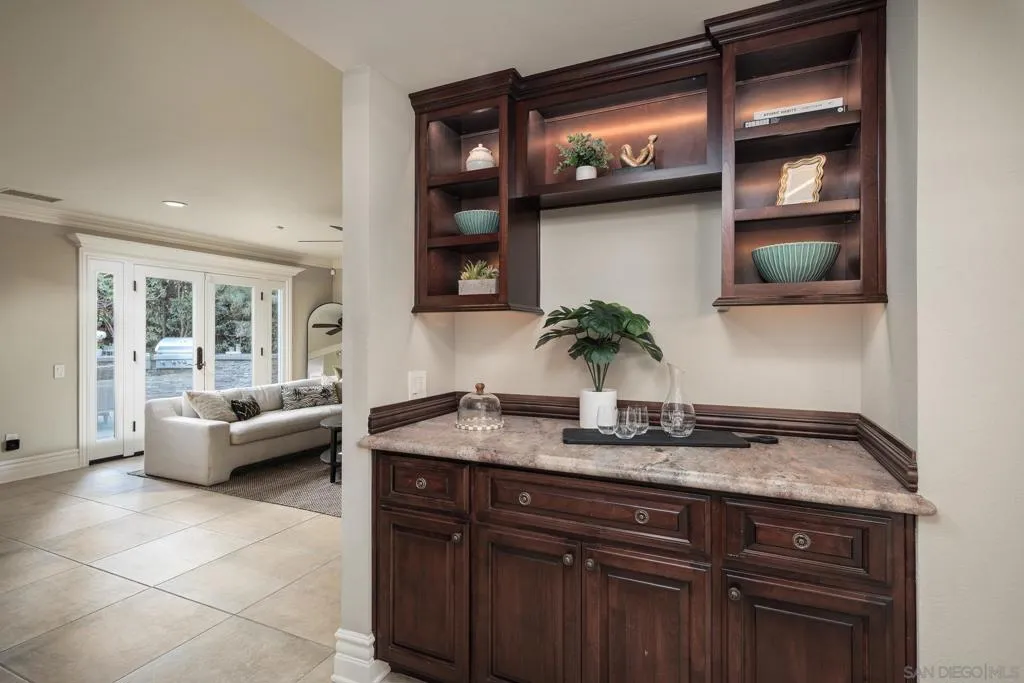 San Diego, California 92130, United States, 4 Bedrooms Bedrooms, ,4 BathroomsBathrooms,Residential,Active,197549