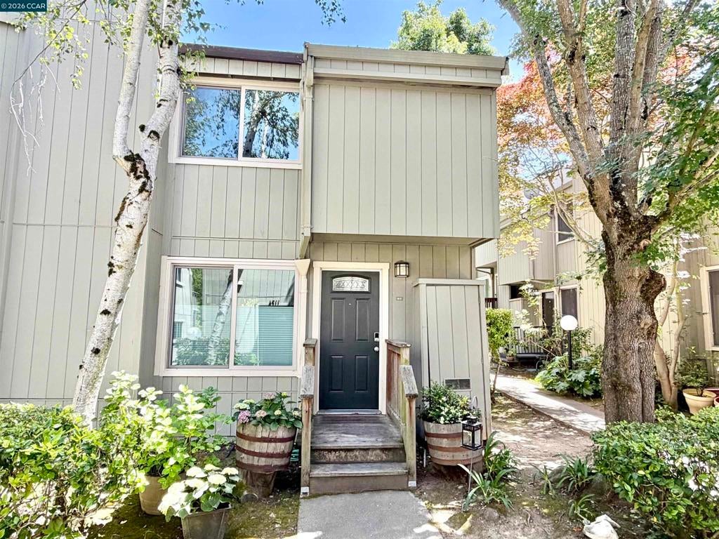 111 Ascot Ct CT
