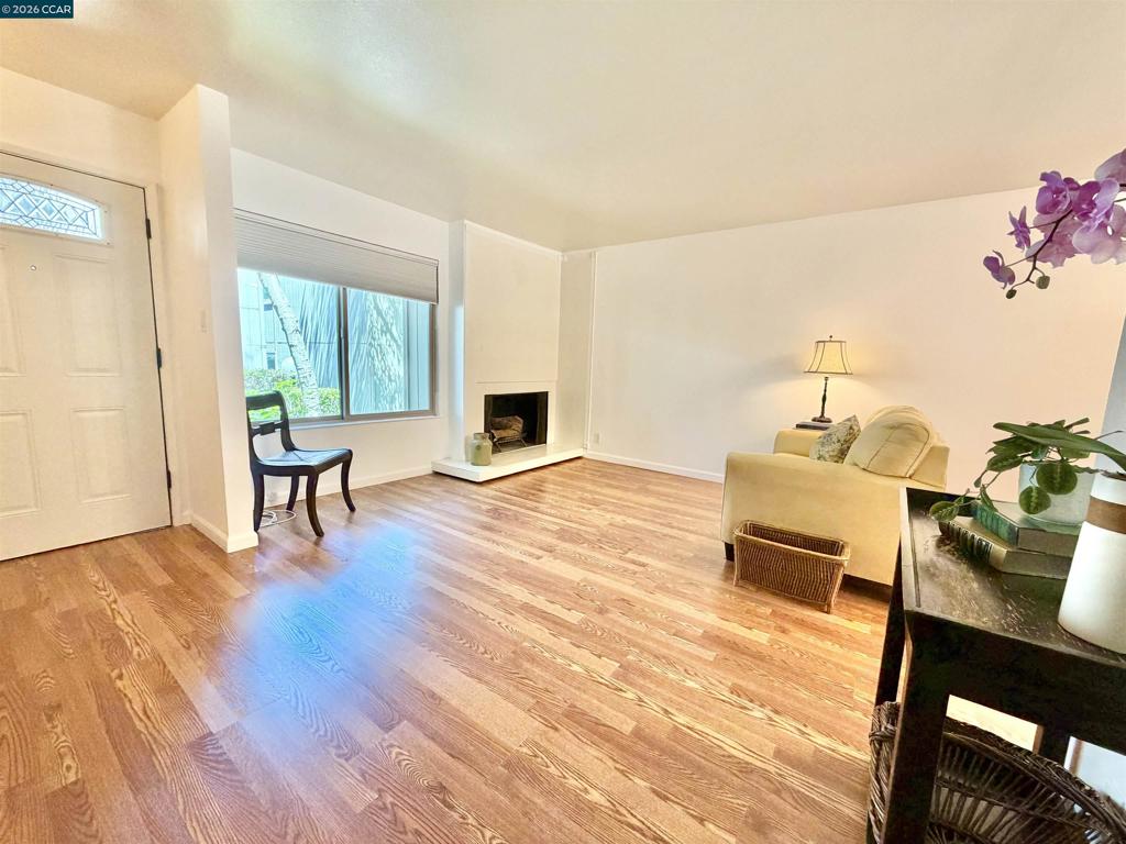 111 Ascot Ct C
