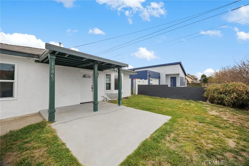 Los Angeles, California 90061, United States, 3 Bedrooms Bedrooms, ,1 BathroomBathrooms,Residential,Active,119537