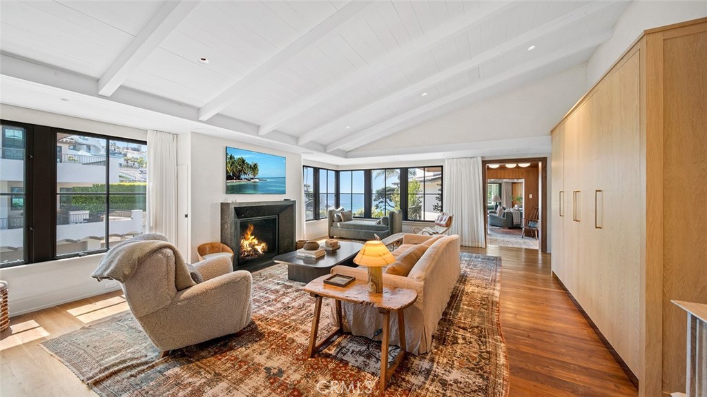 Emerald Bay (EB) - Residential Lease