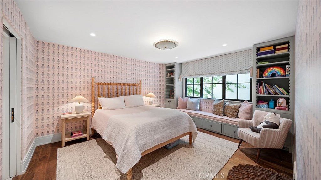 Emerald Bay (EB) - Residential Lease