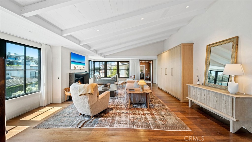 Emerald Bay (EB) - Residential Lease