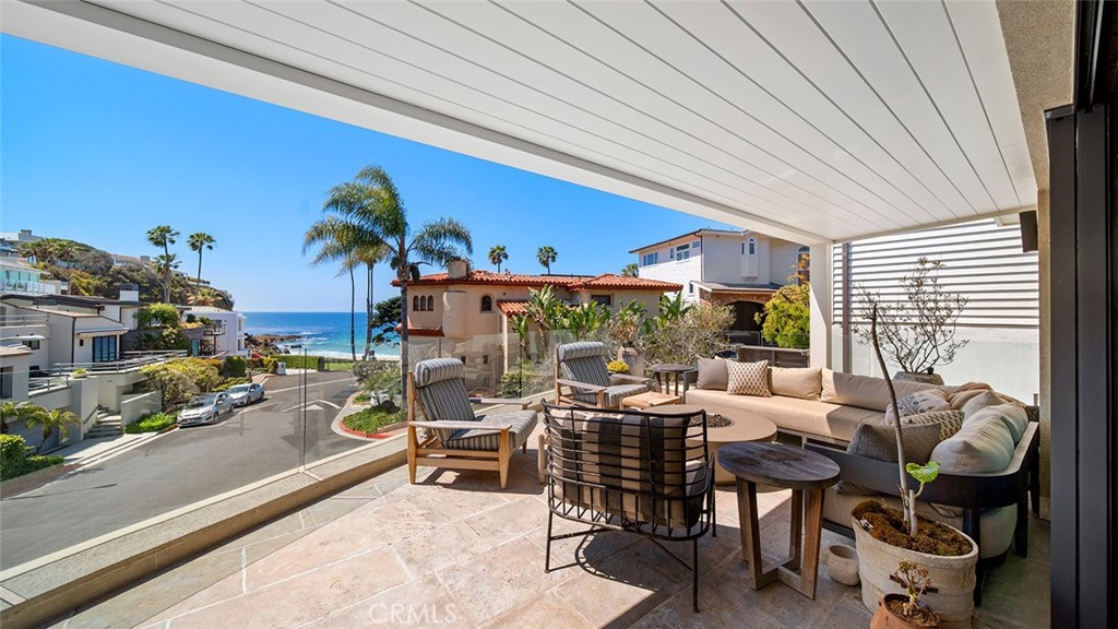27 Emerald Bay
