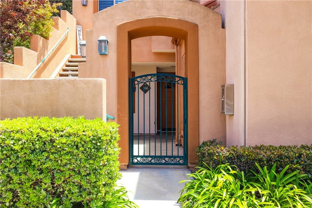 366 Villa Point