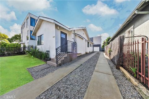 Photo of 2672 Newell, Los Angeles, CA 90039 (MLS # AR26077622)