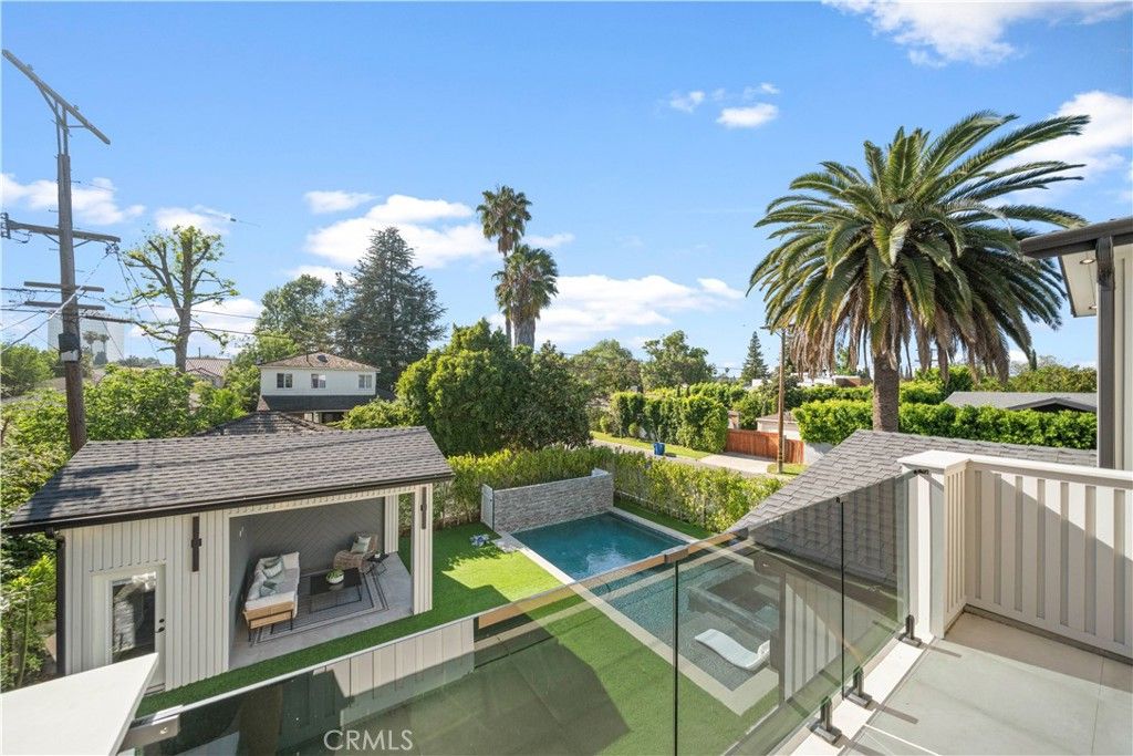 Photo of 4765 Lemona Avenue, Sherman Oaks, CA 91403 (MLS # WS26077196)