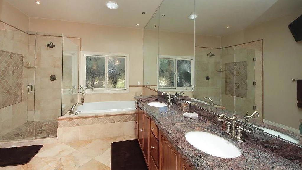 La Jolla - Residential Lease