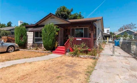 Photo of 1321 W 60th PL, Los Angeles, CA 90044 (MLS # NDP2608023)