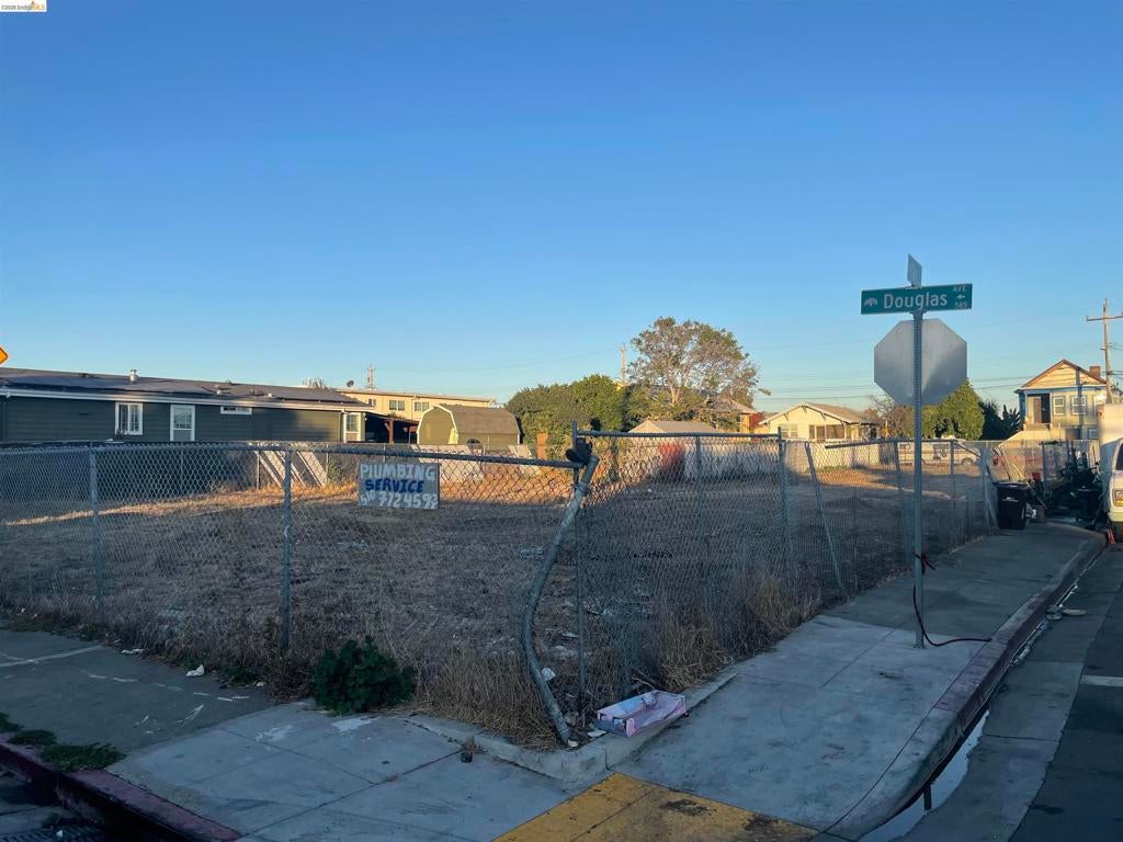 443 Hale Ave