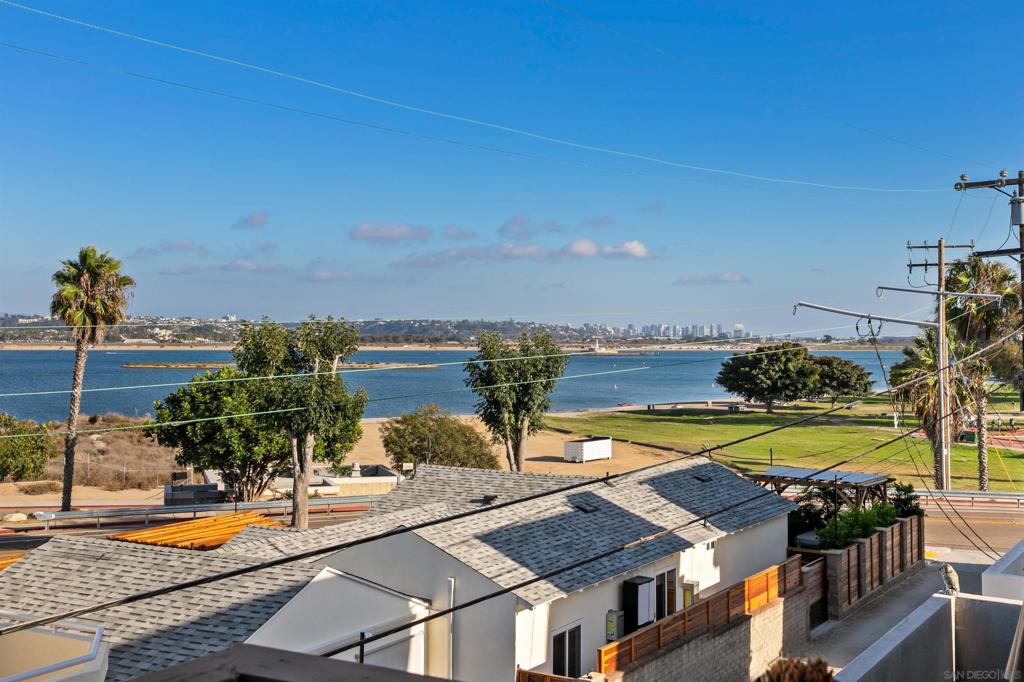 Pacific Beach - Residential