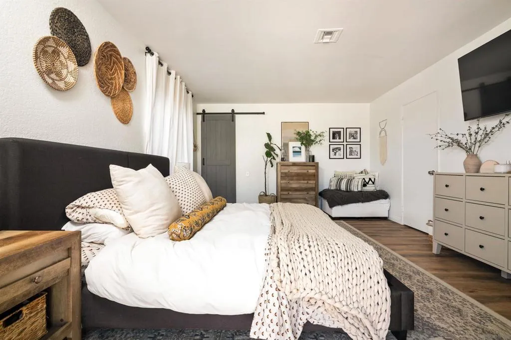 San Diego, California 92109, United States, 2 Bedrooms Bedrooms, ,3 BathroomsBathrooms,Residential,Active,233086