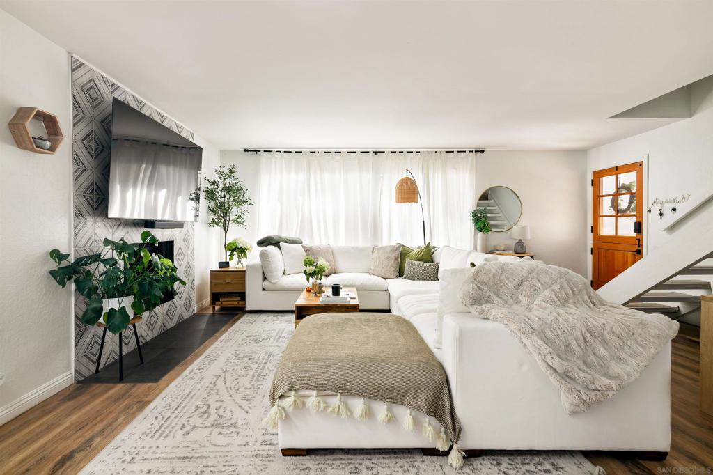 Pacific Beach - Residential