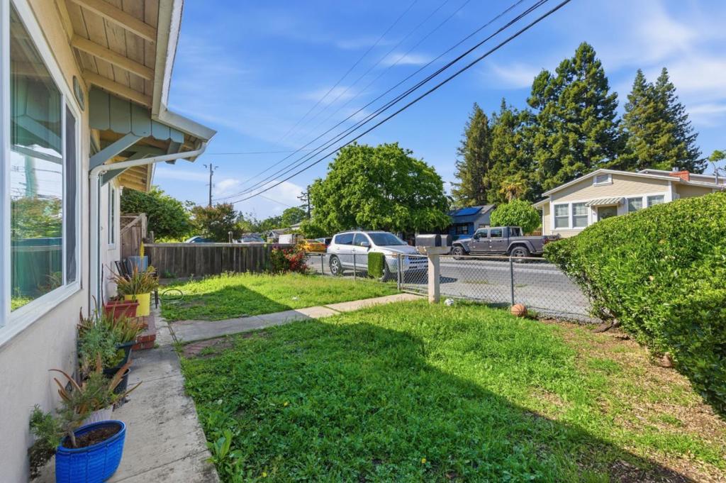 114 Bonita Avenue