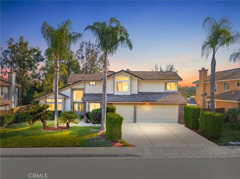 Photo of 32249 Chemin Laurent, Temecula, CA 92591 (MLS # SW26023109)