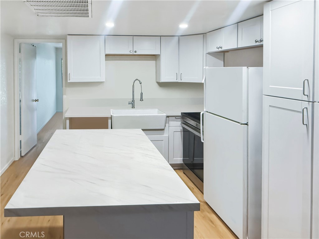 3332 Harbor Circle C