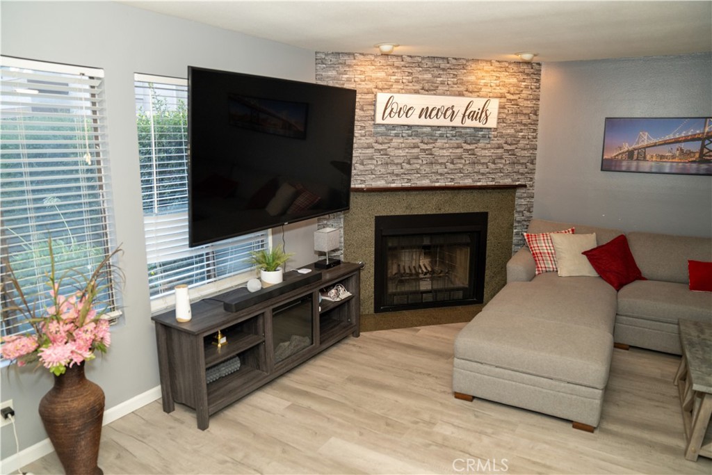 SM Northeast(910) - Residential