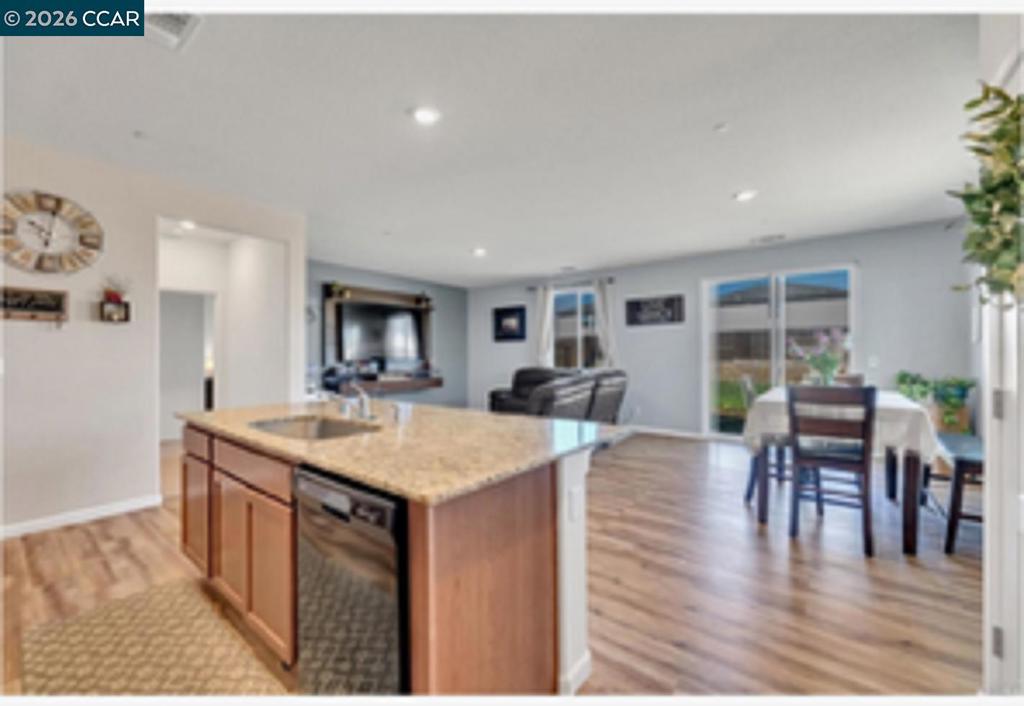 1909 Rustic Oak Ln