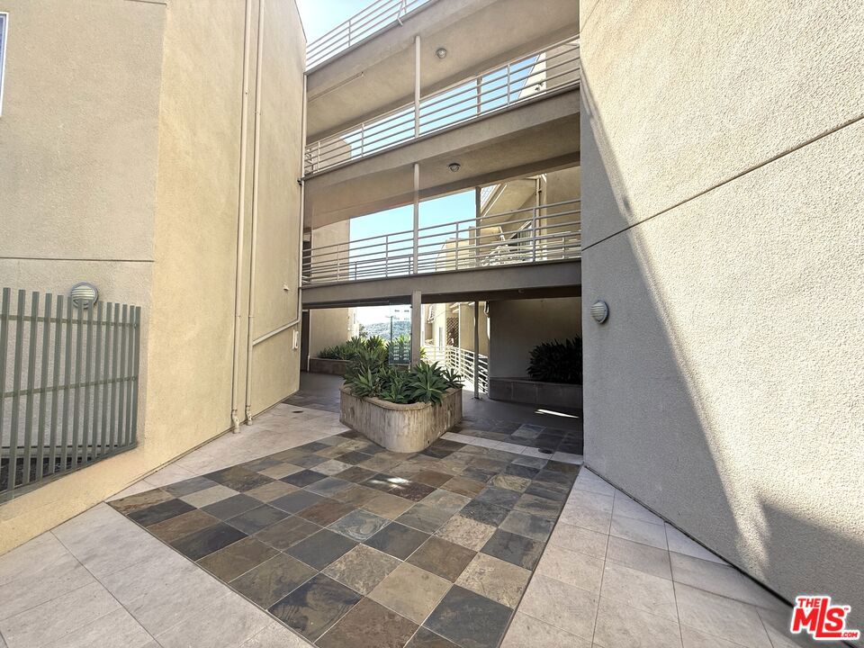 2900 Fairway Avenue 507