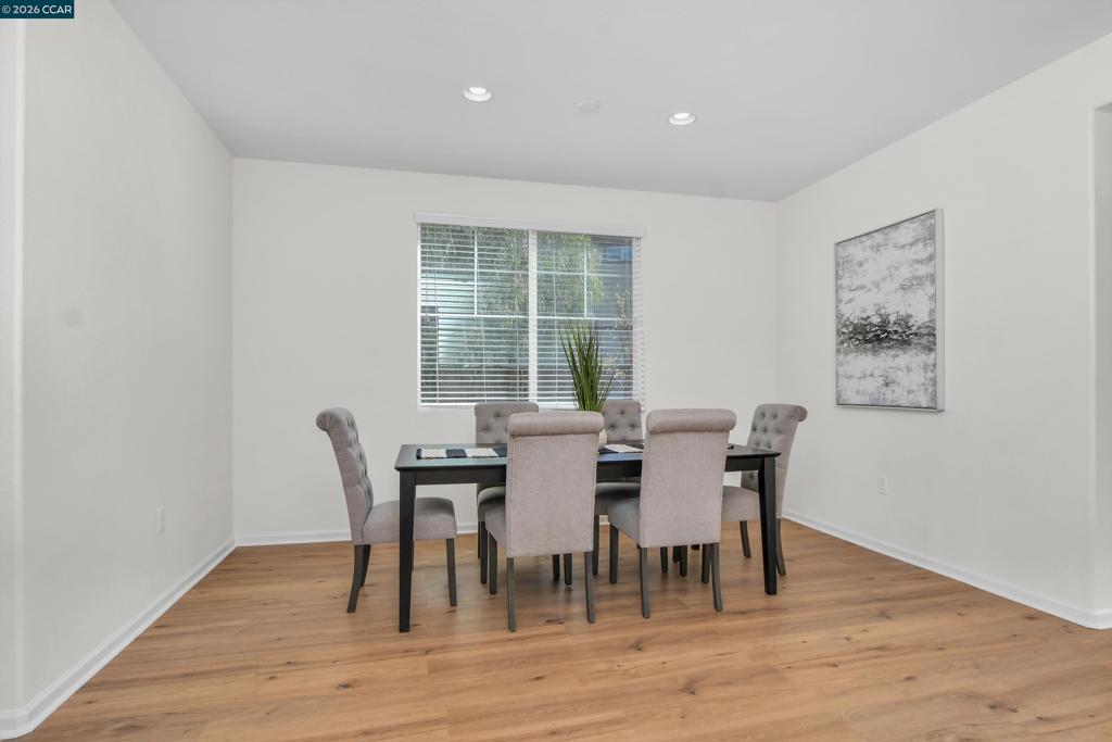 4790 4790 Hawkins St