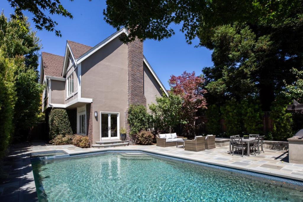 331 Arlington Road
