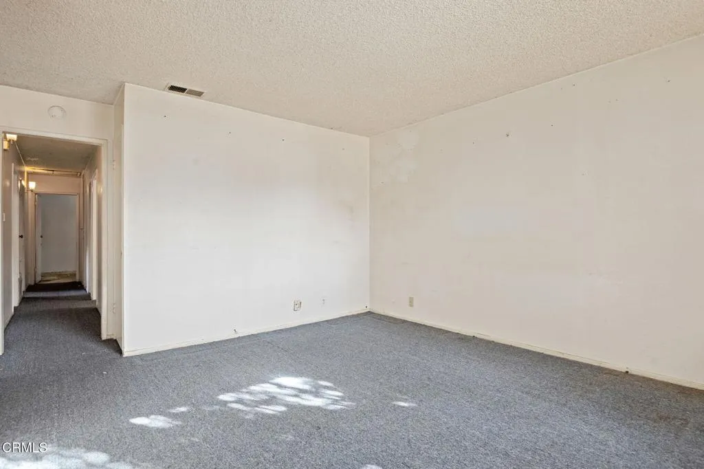 Oxnard, California 93033, United States, 4 Bedrooms Bedrooms, ,2 BathroomsBathrooms,Residential,Active,223782