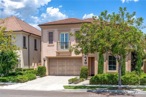 Photo of 109 Crimson Oak, Irvine, CA 92620 (MLS # OC26122367)