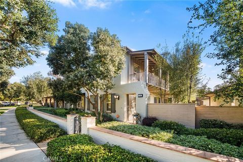 Photo of 38 Upperbend, Irvine, CA 92618 (MLS # OC25250779)