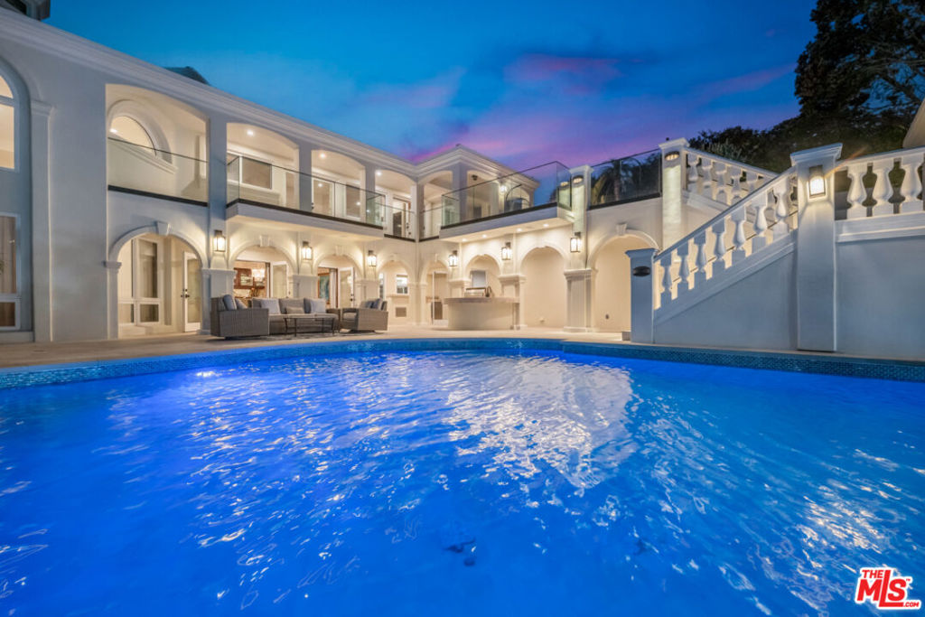 8 Saint Tropez