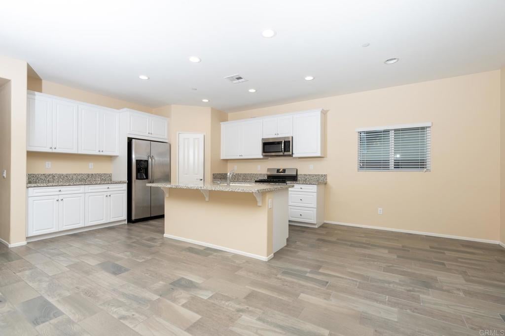 26349 Leos Trail