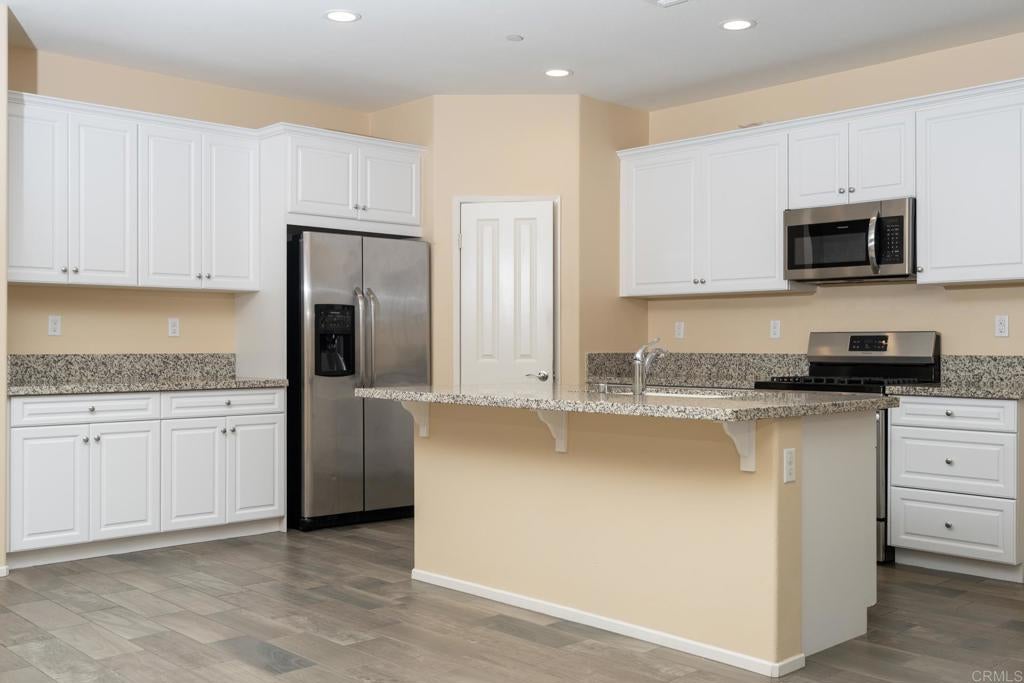 26349 Leos Trail