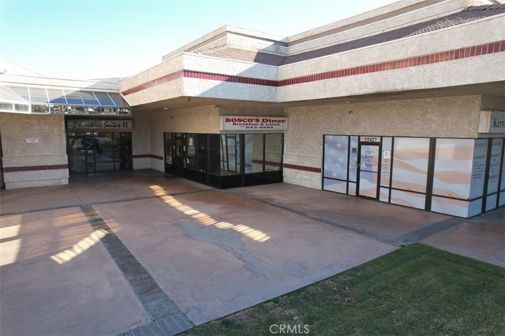 15429 Anacapa Road 15