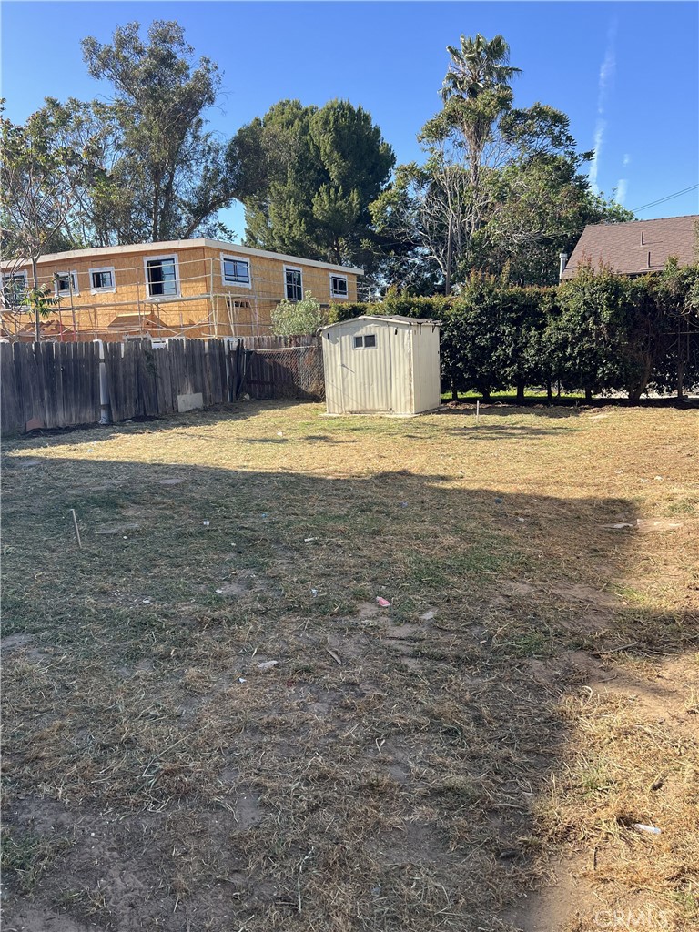 1505 W 220th