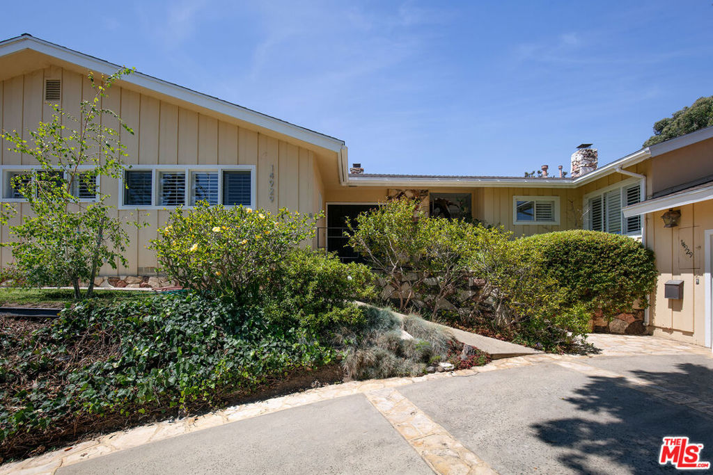 14929 La Cumbre Drive