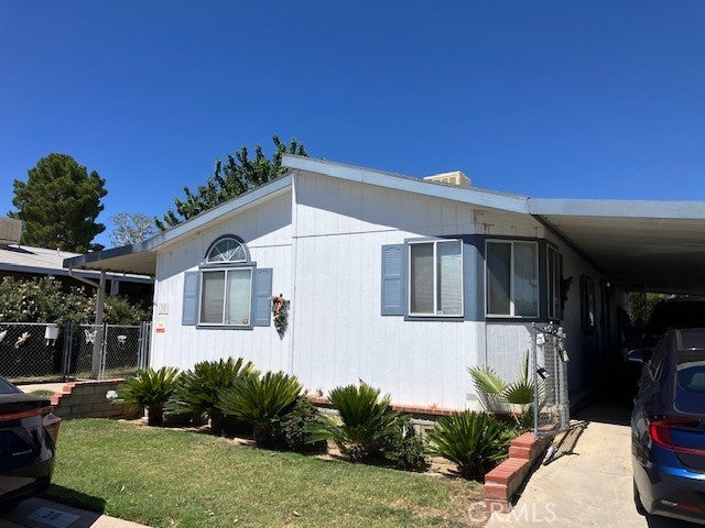 1030 E Avenue S 38