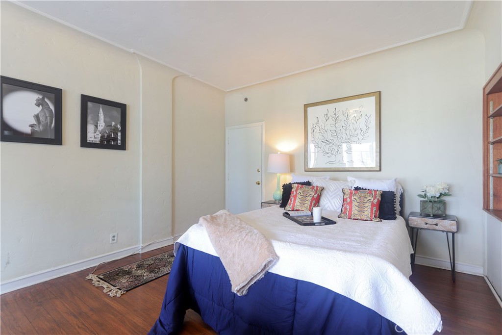 800 E Ocean Boulevard 504