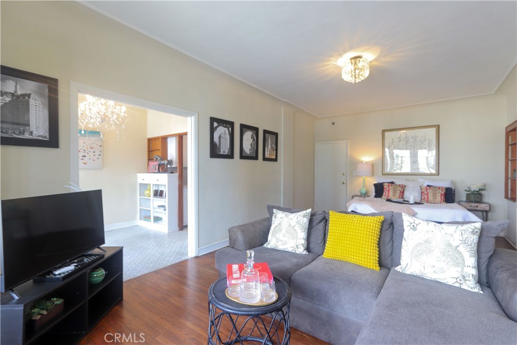 800 E Ocean Boulevard 504