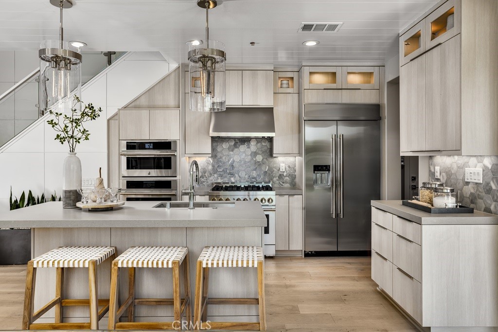 Vista Rose - Residential